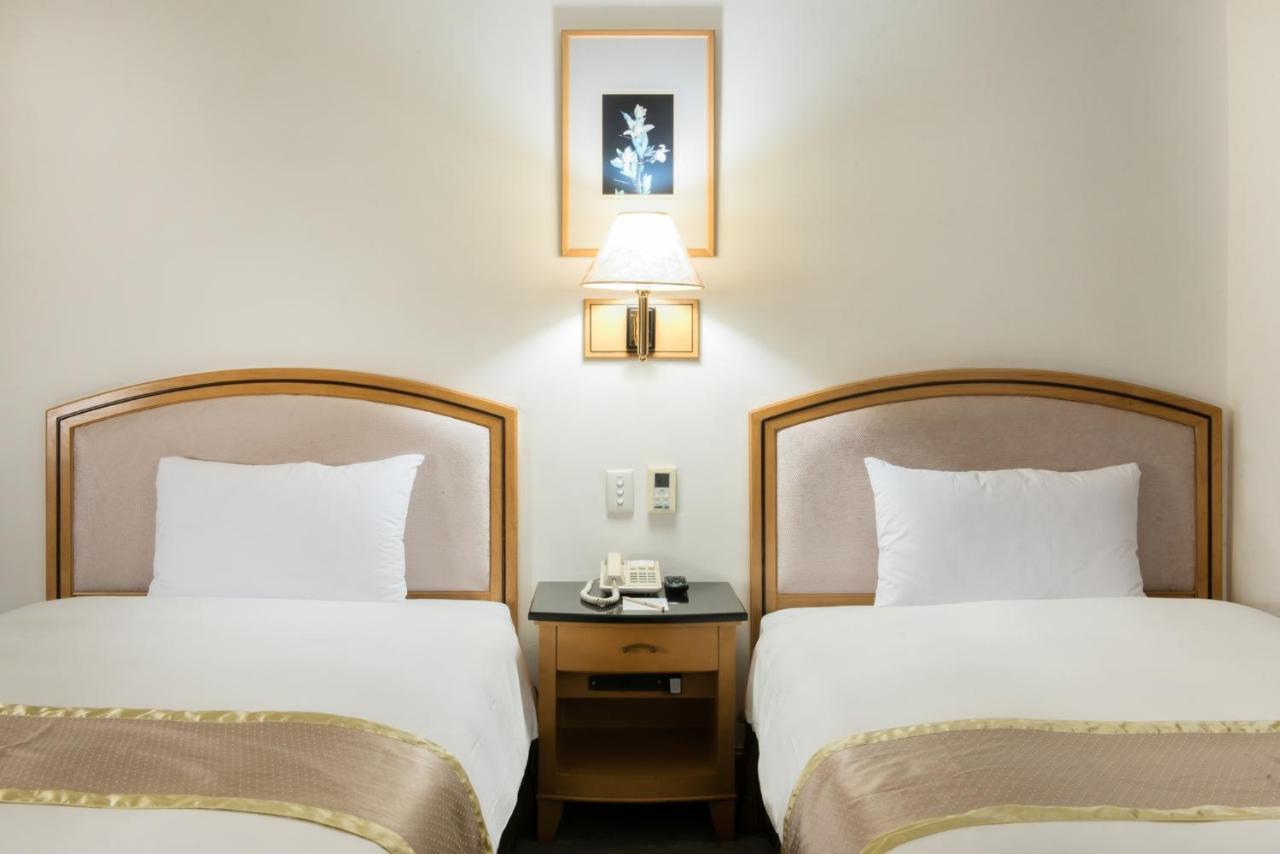 高雄鴻騰酒店 HOMETEL Hotel 高雄 外观 照片
