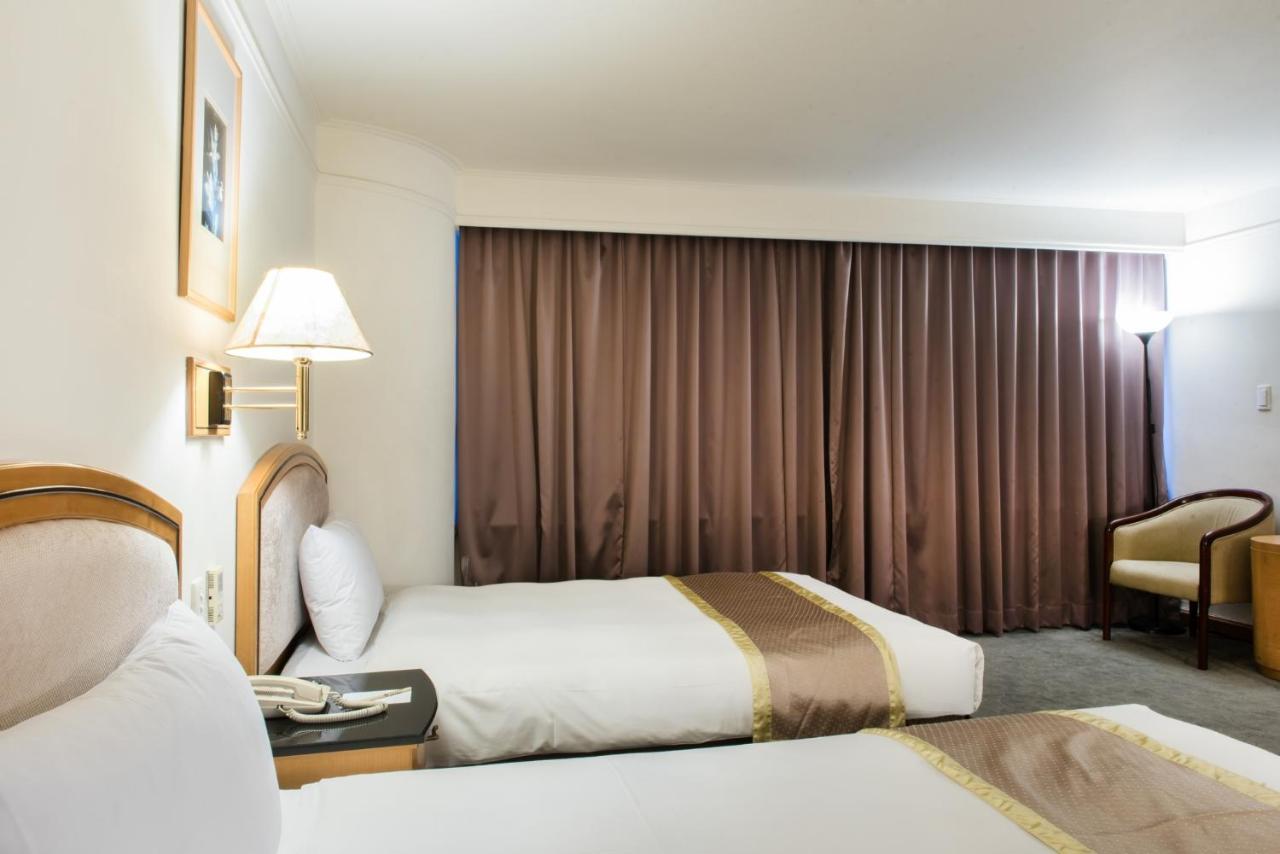 高雄鴻騰酒店 HOMETEL Hotel 高雄 外观 照片